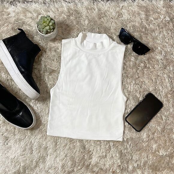 EUC Babaton Aritzia White Contour Sleeveless Mock Neck Tank Top XS - Picture 1 of 6